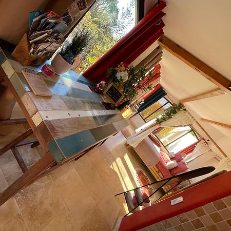 Bed and Breakfast Mas De La Butte Blanche Orgon Екстер'єр фото