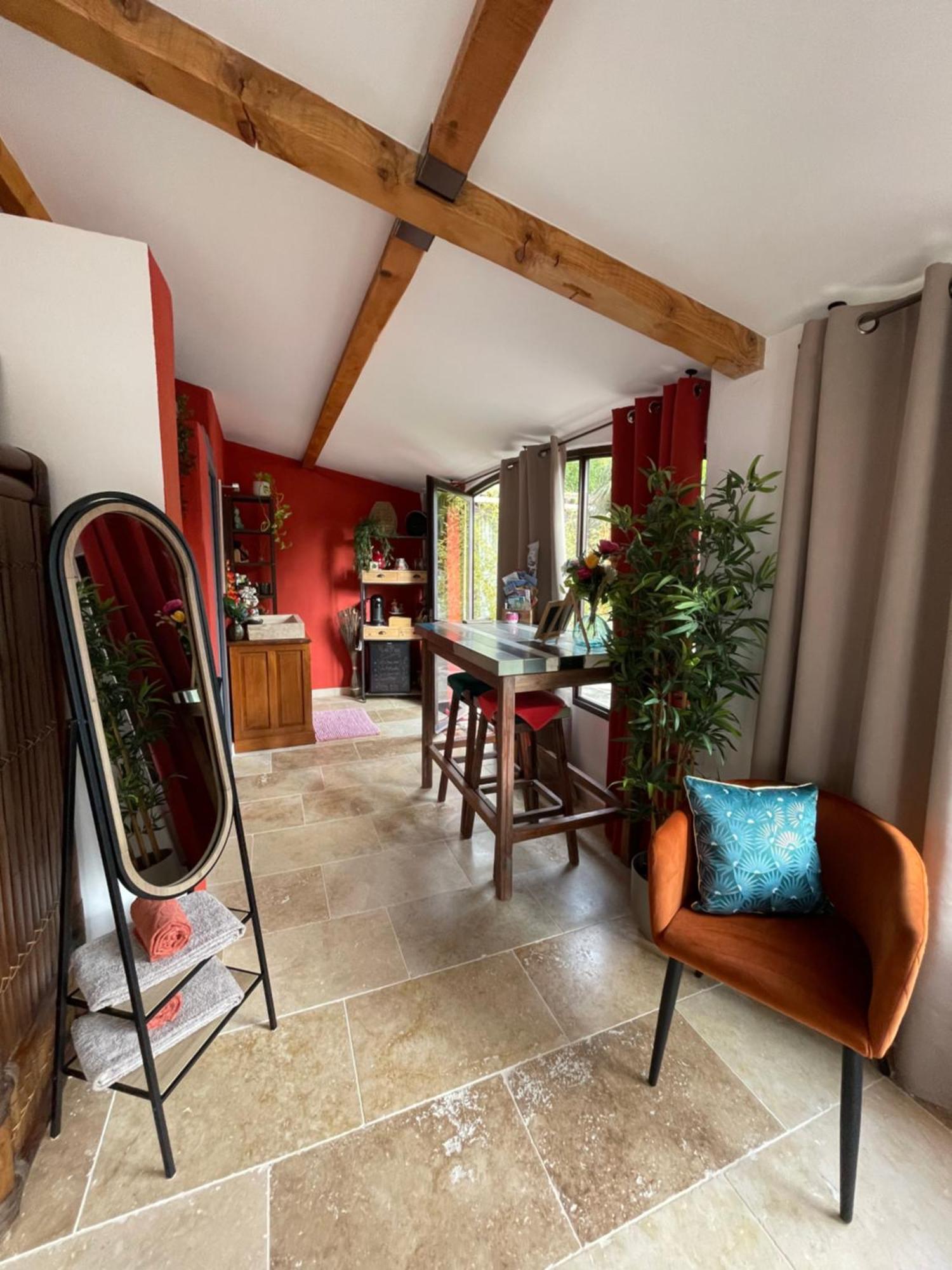 Bed and Breakfast Mas De La Butte Blanche Orgon Екстер'єр фото